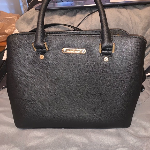 Michael Kors Purse - Picture 1 of 8